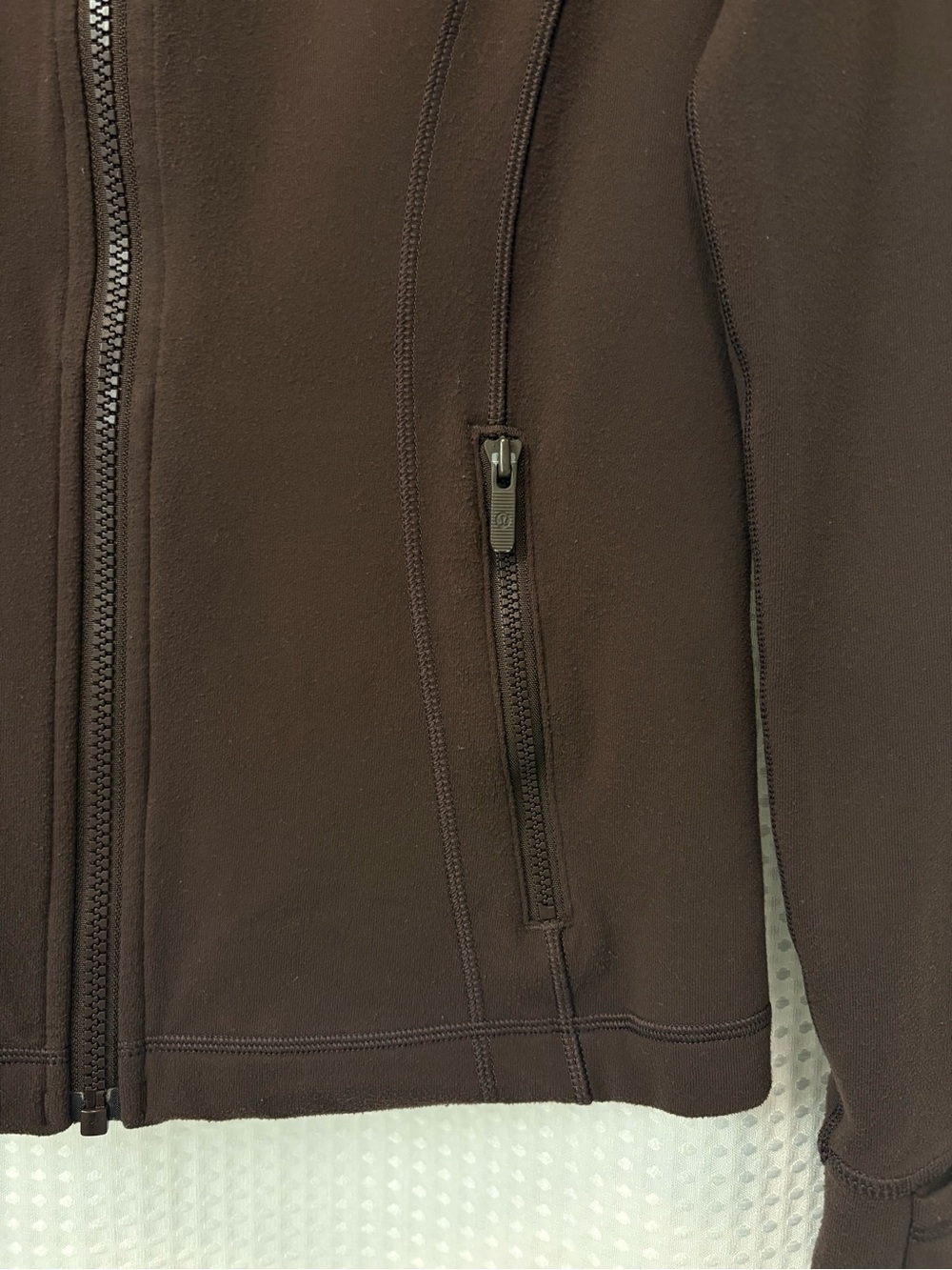 Lululemon Define Jacket ~ 6 ~ Espresso - Picture 4 of 16